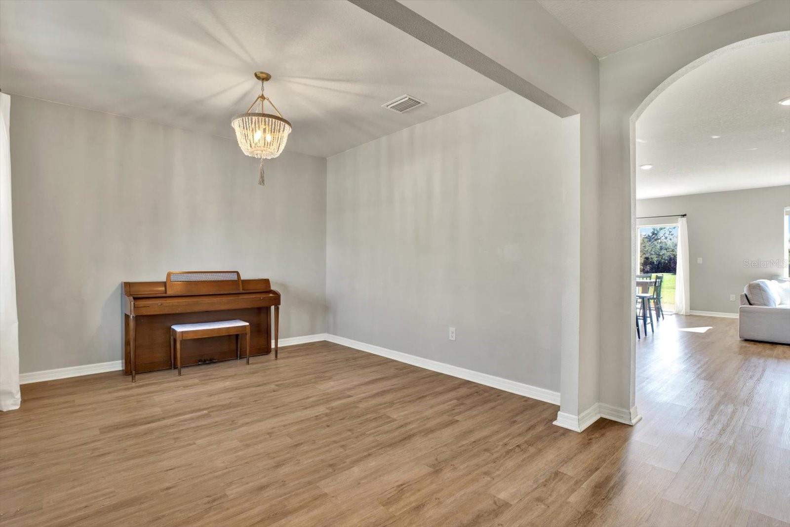 PARK CREEK PH 3B-2 & 3C - Residential Lease