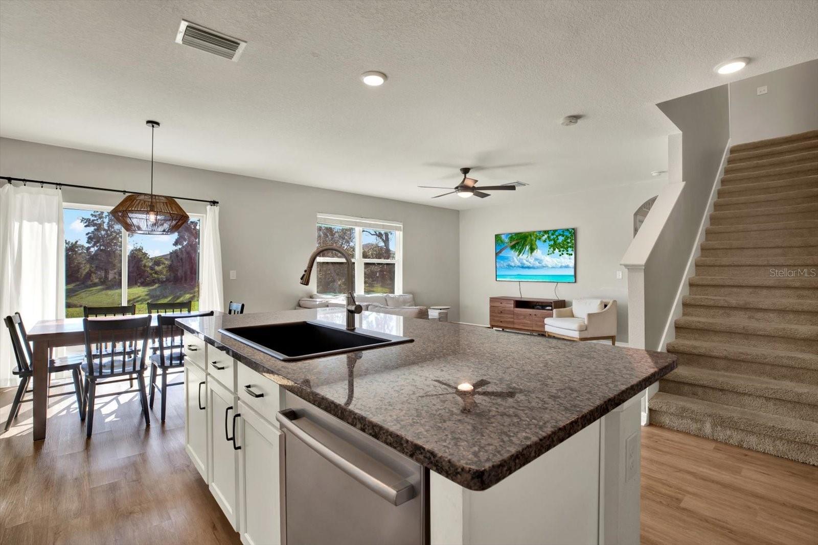 PARK CREEK PH 3B-2 & 3C - Residential Lease