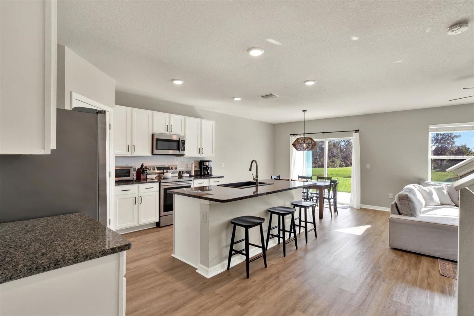 PARK CREEK PH 3B-2 & 3C - Residential Lease