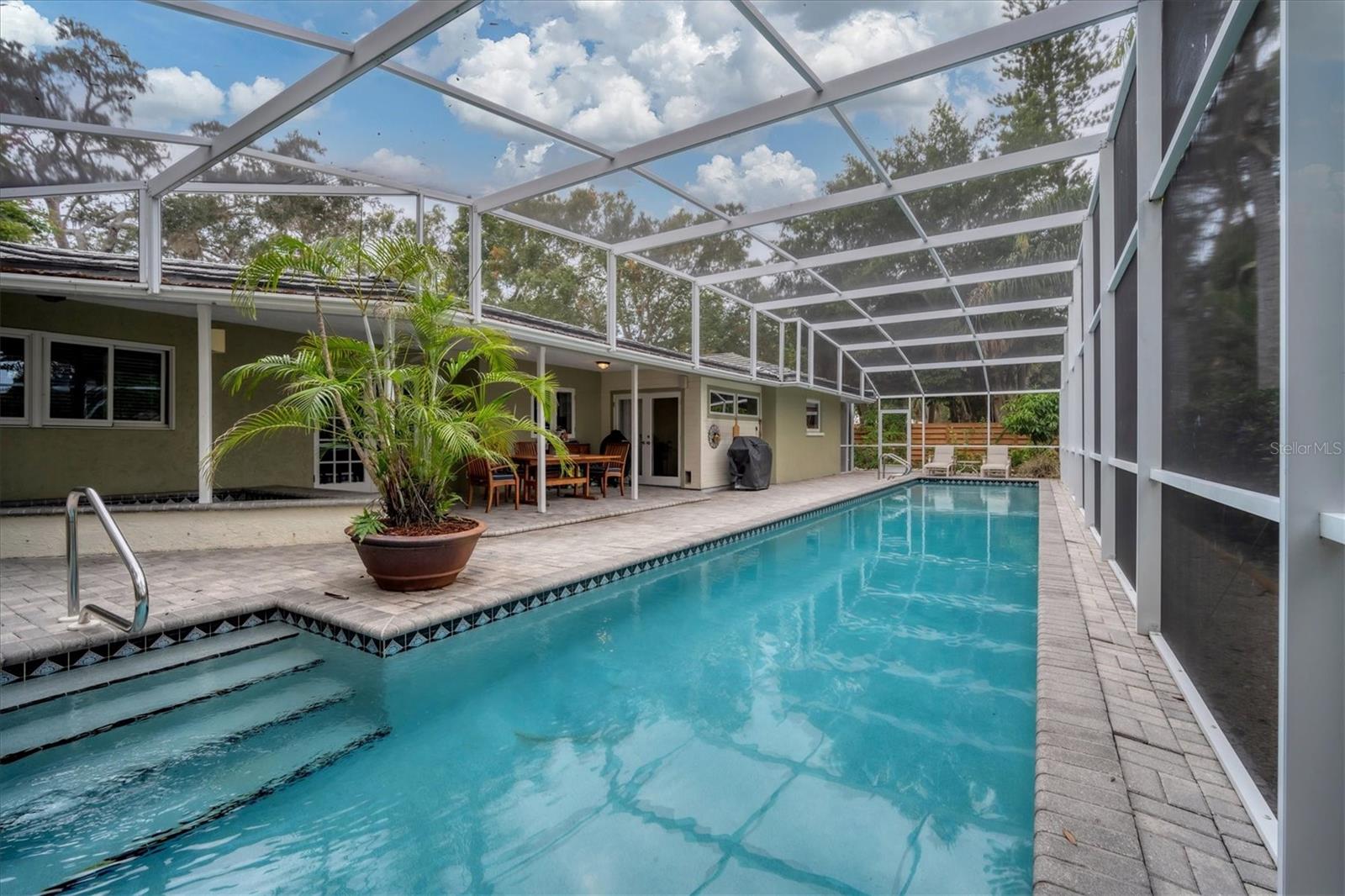 TAHITI PARK - Residential Lease