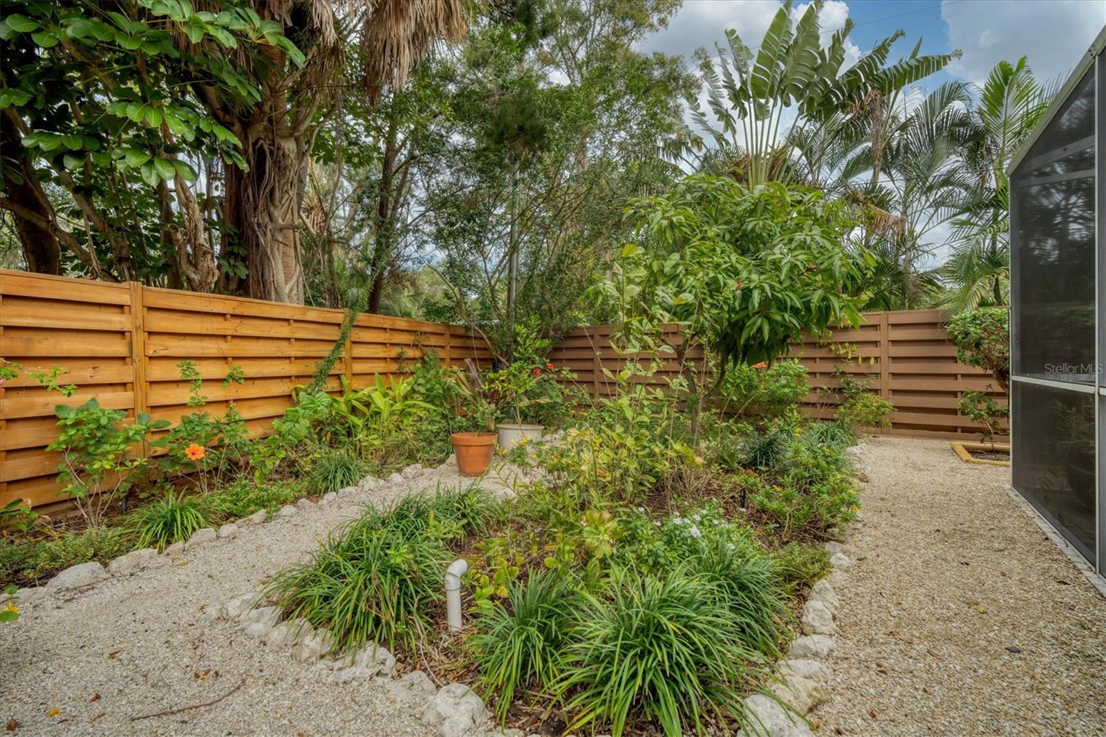 TAHITI PARK - Residential Lease