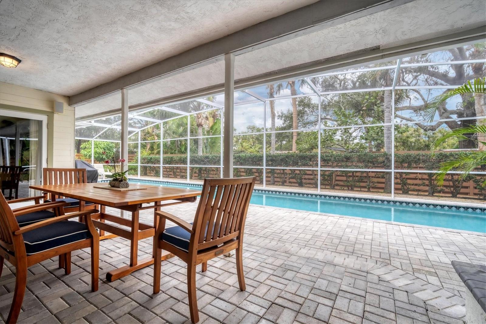 TAHITI PARK - Residential Lease