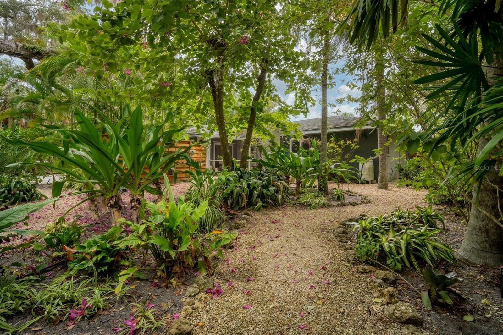 TAHITI PARK - Residential Lease