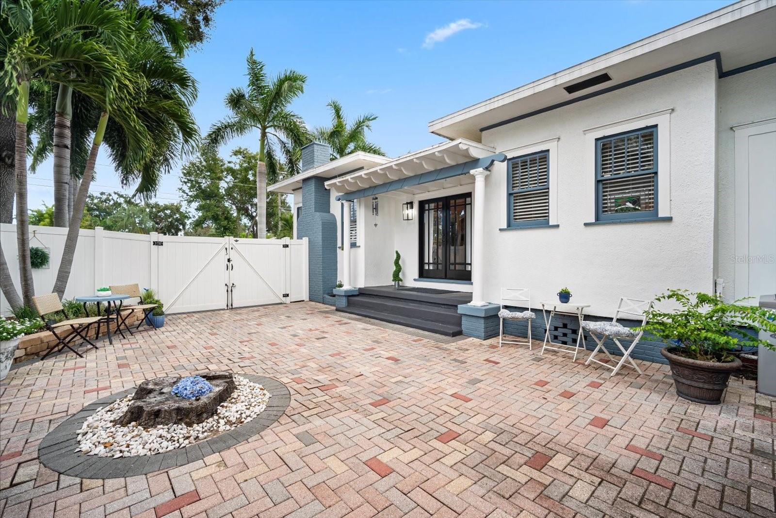 RIDGEWOOD PARK - Residential