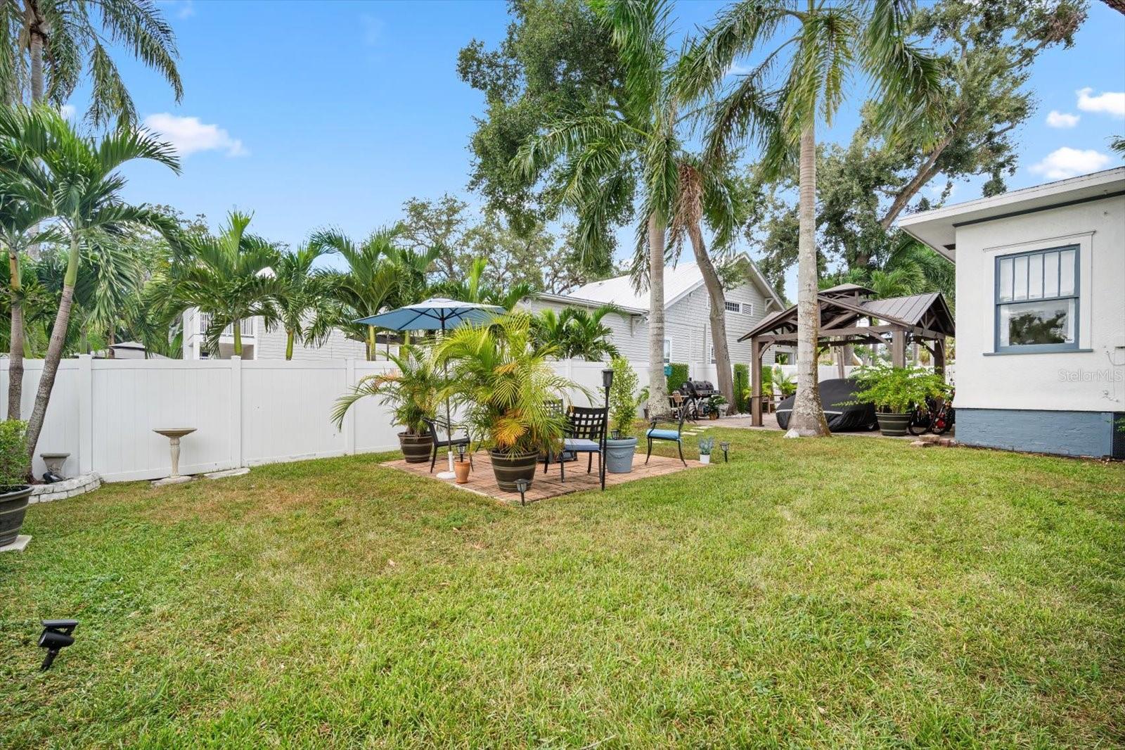 RIDGEWOOD PARK - Residential