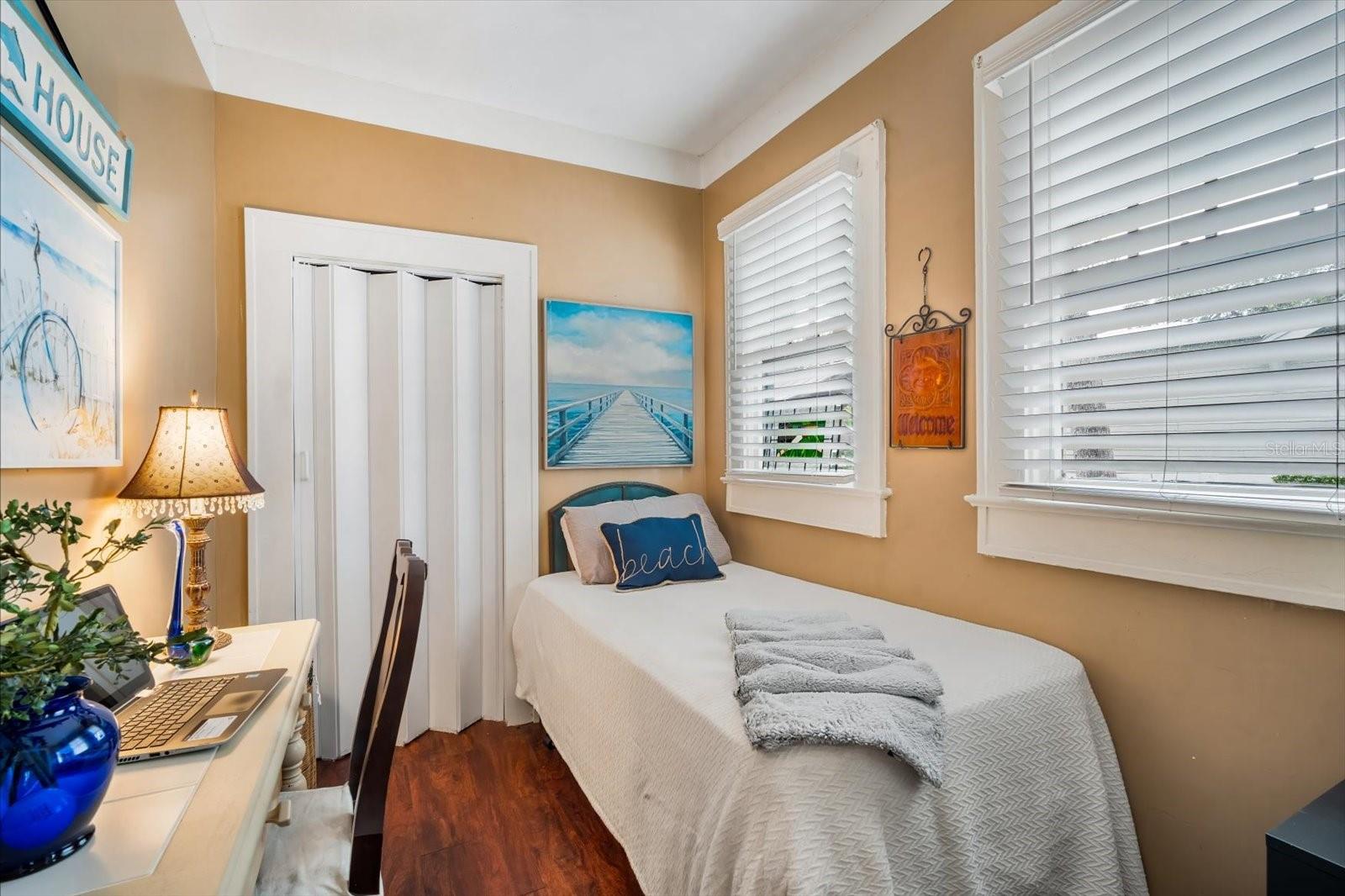 RIDGEWOOD PARK - Residential