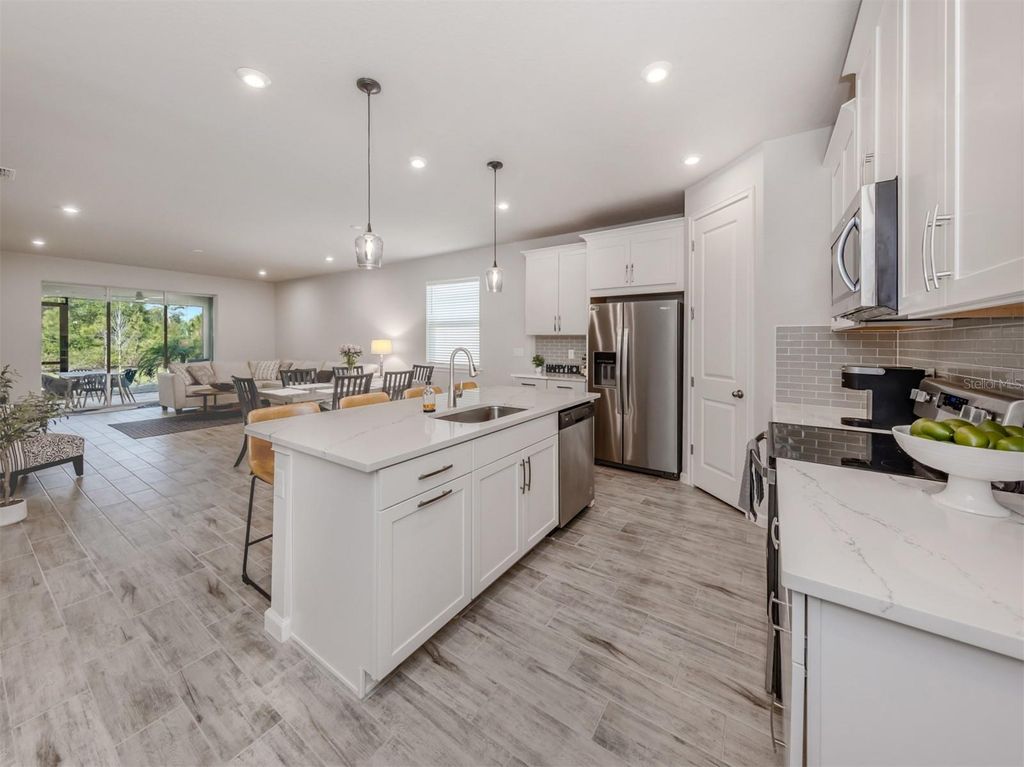 Photo of 20285 Symphony Place, Venice, FL 34293 (MLS # N6138497)
