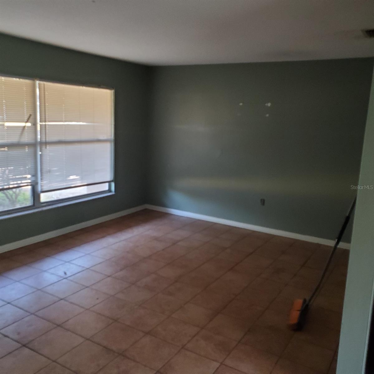 HI CLIFF HEIGHTS - Residential