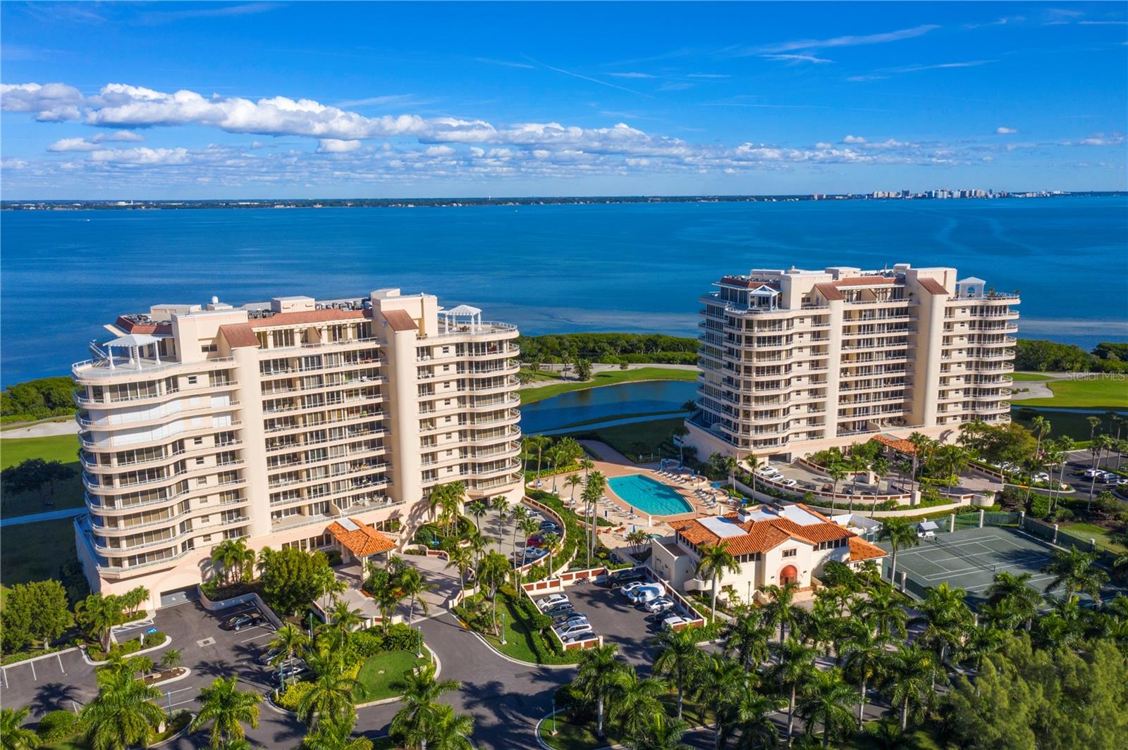 GRAND BAY 3 - Residential