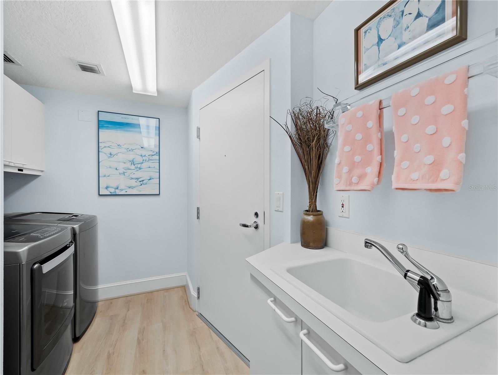 GRAND BAY 3 - Residential