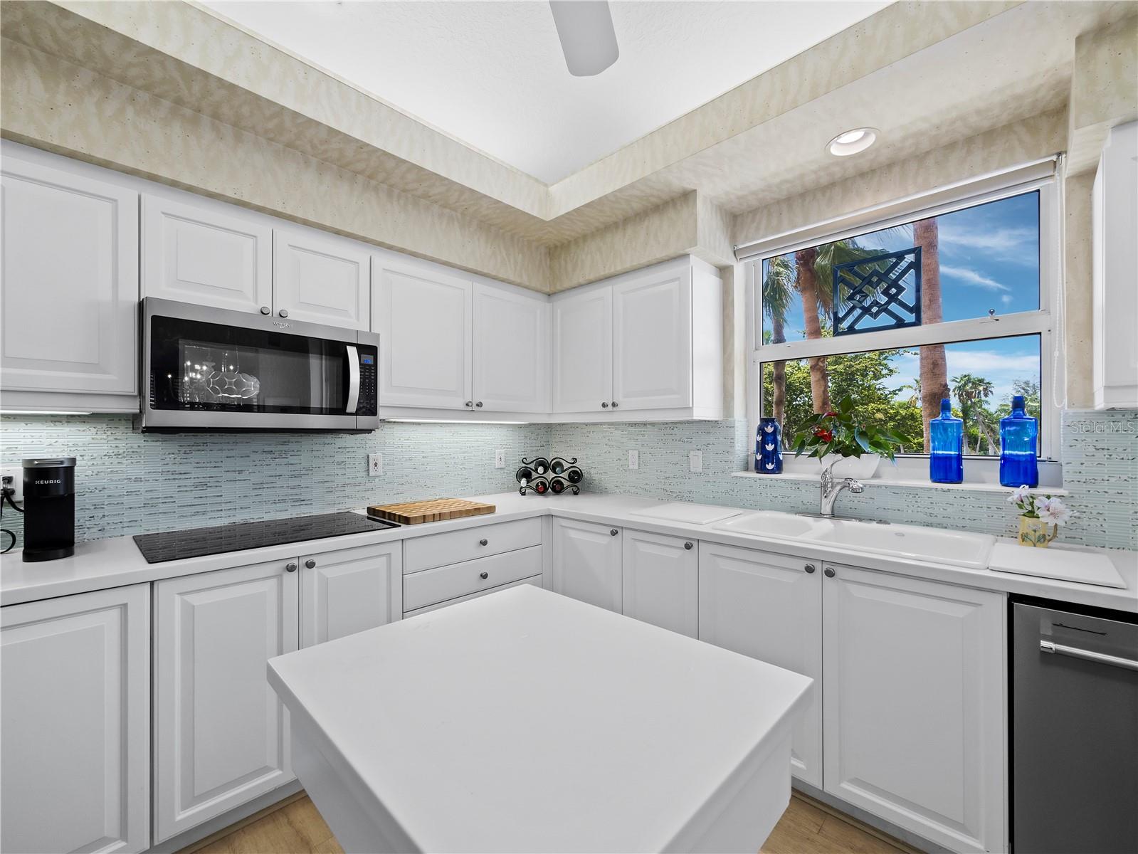 GRAND BAY 3 - Residential