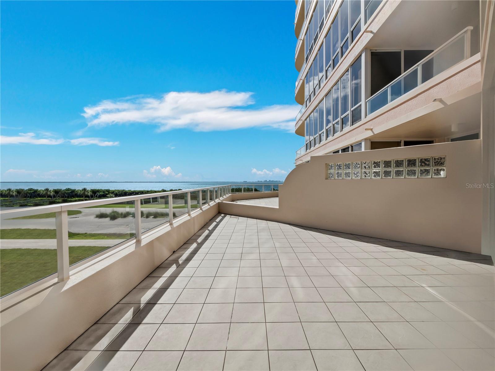 GRAND BAY 3 - Residential