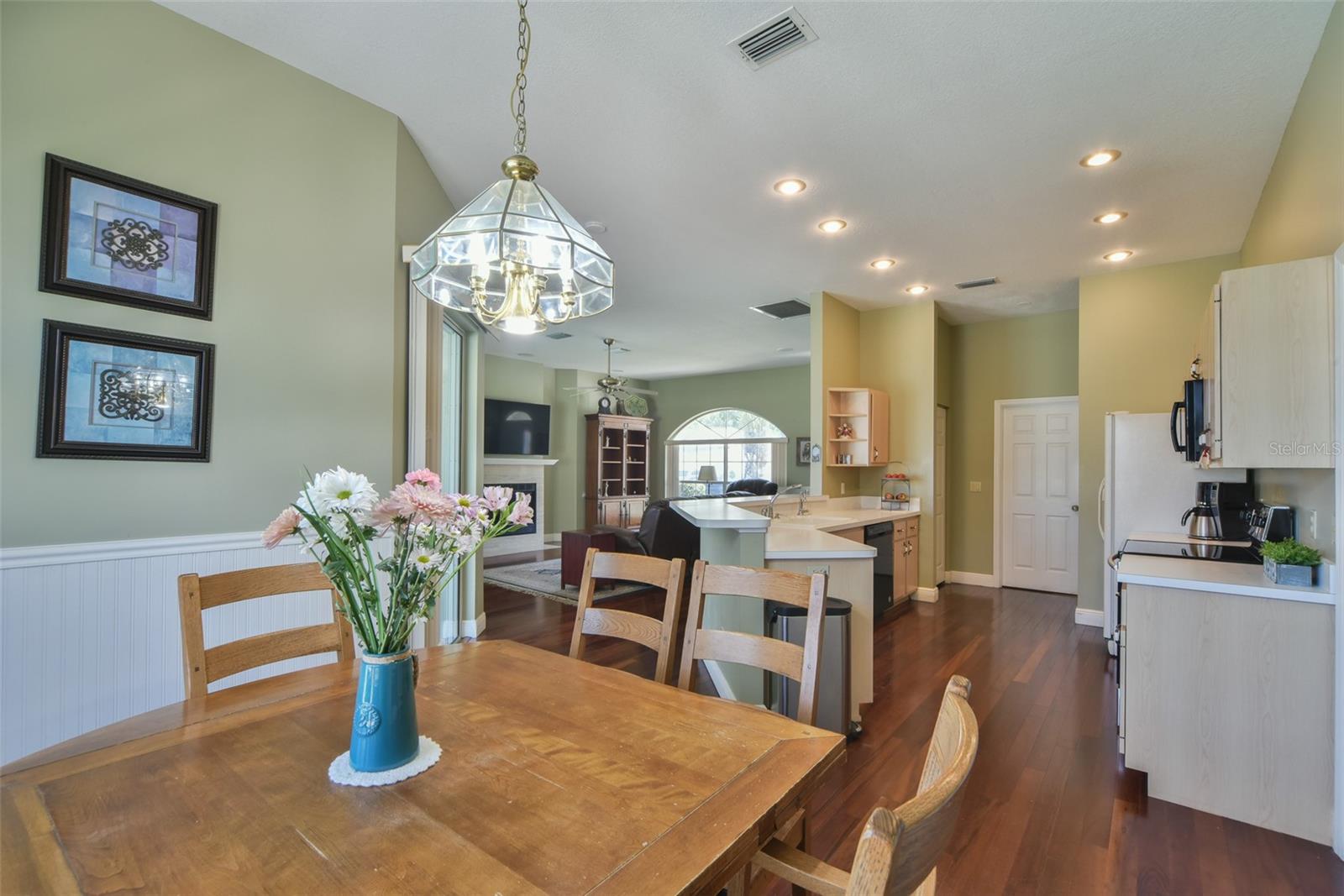 CHURCHILL - Residential