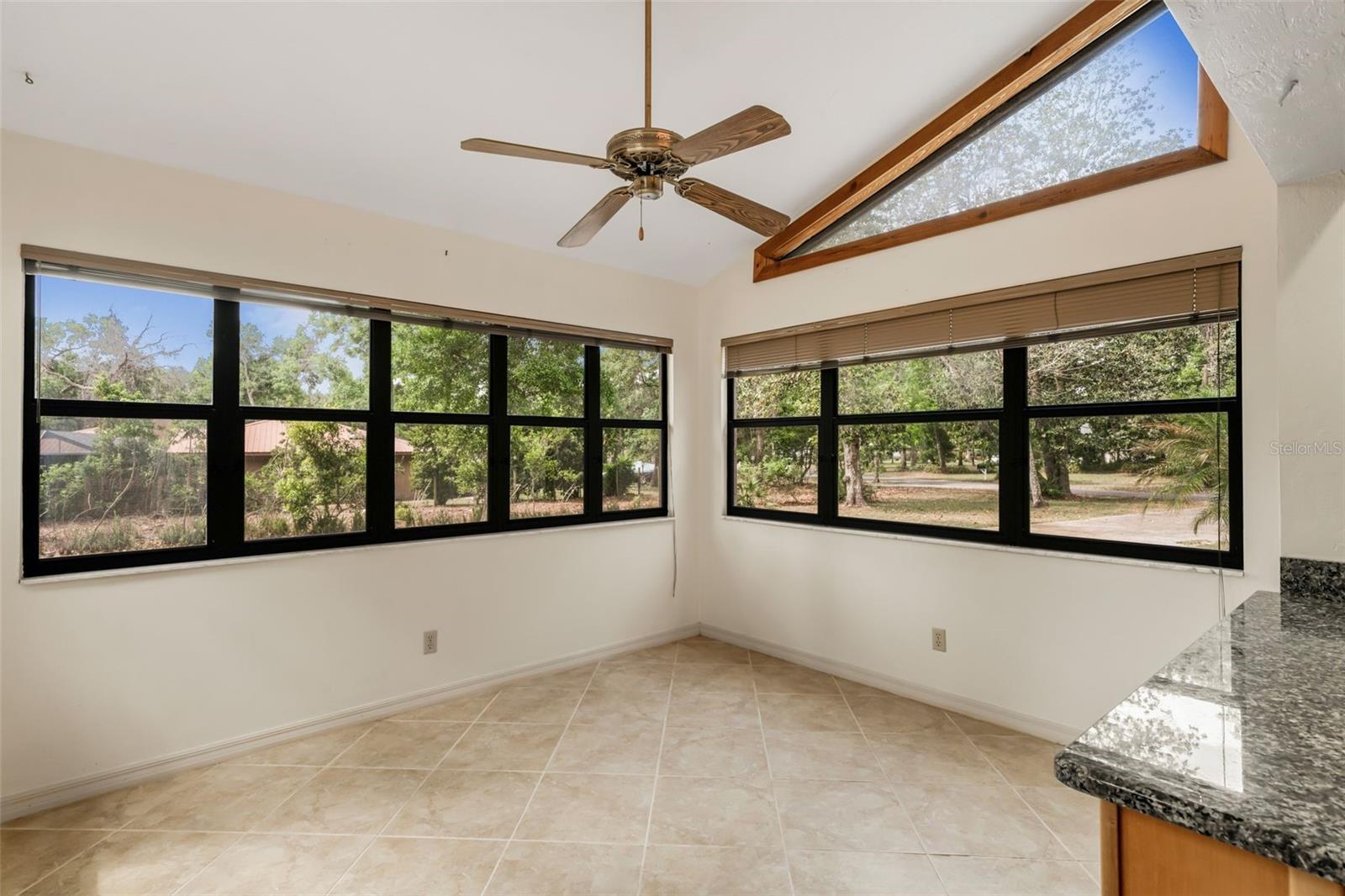 HAMPTON WOODS UNREC SUB - Residential