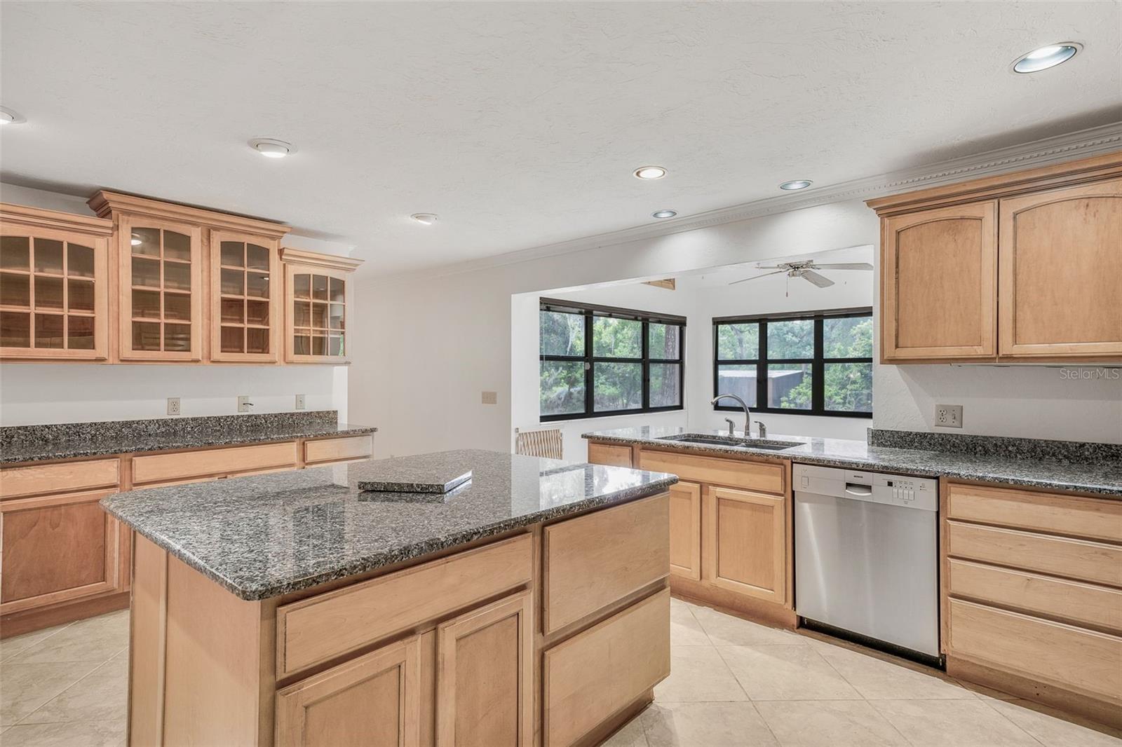 HAMPTON WOODS UNREC SUB - Residential