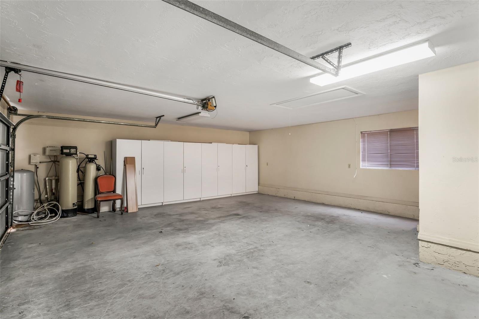 HAMPTON WOODS UNREC SUB - Residential