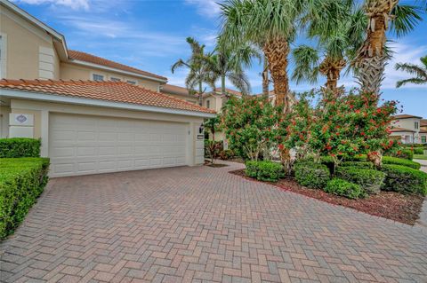 23233 BANBURY WAY 302 VENICE FL 34293
