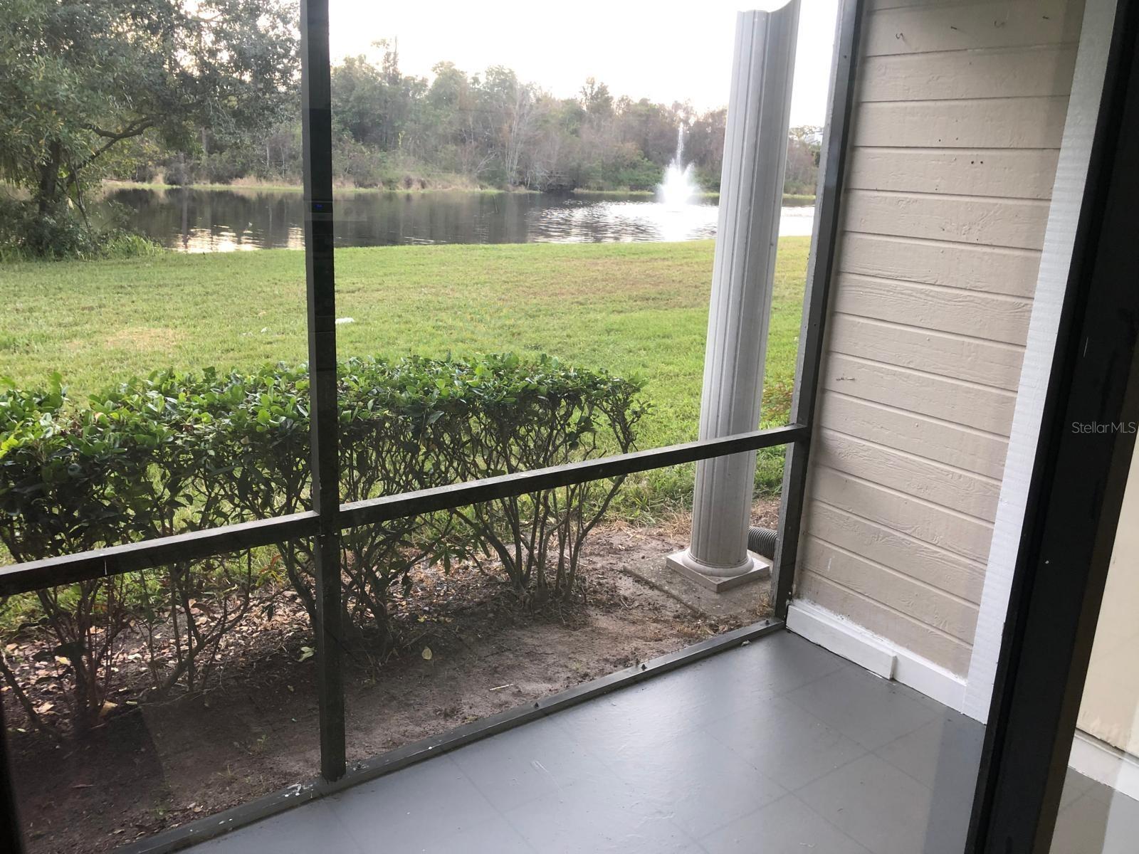 LAKEVIEW CONDO 05 - Residential Lease