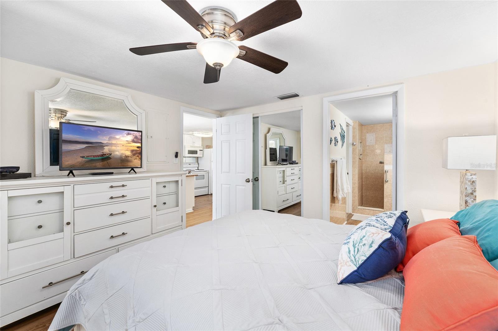 SEVEN SPGS VILLAS CONDO - Residential