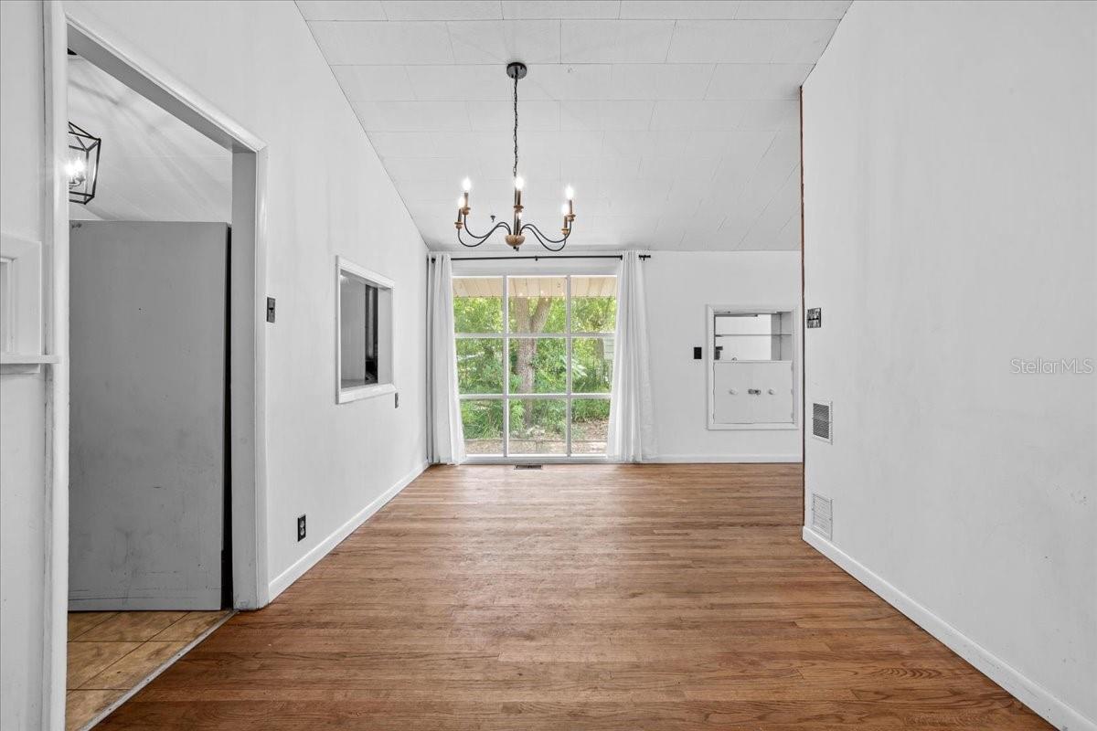 OAK HILL - Residential
