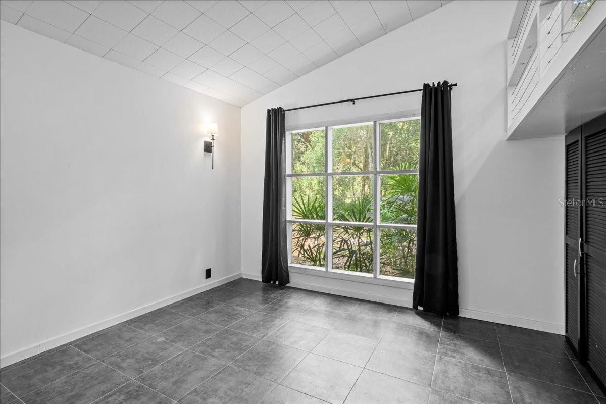 OAK HILL - Residential