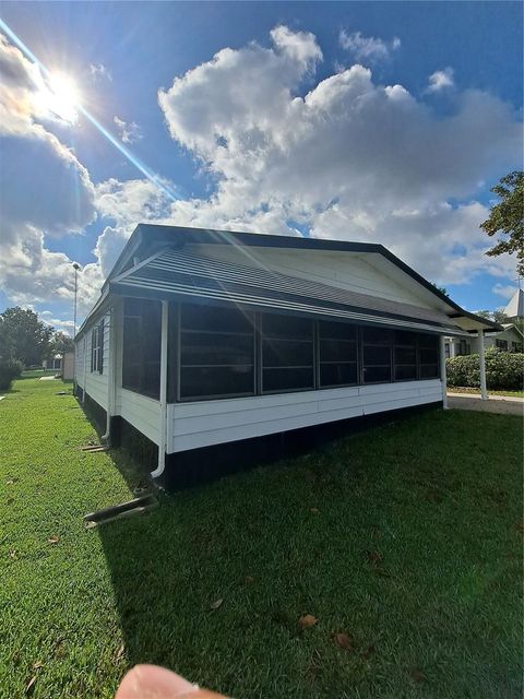1005 MATTHEW AVENUE LADY LAKE FL 32159