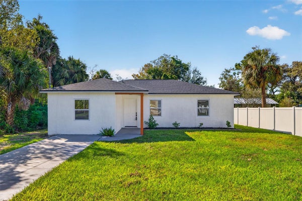 16107 SEA PINES DR, HUDSON, FL 34667 - Image e14cc0a891d112ee7739f2c0adf19c21/1893715013