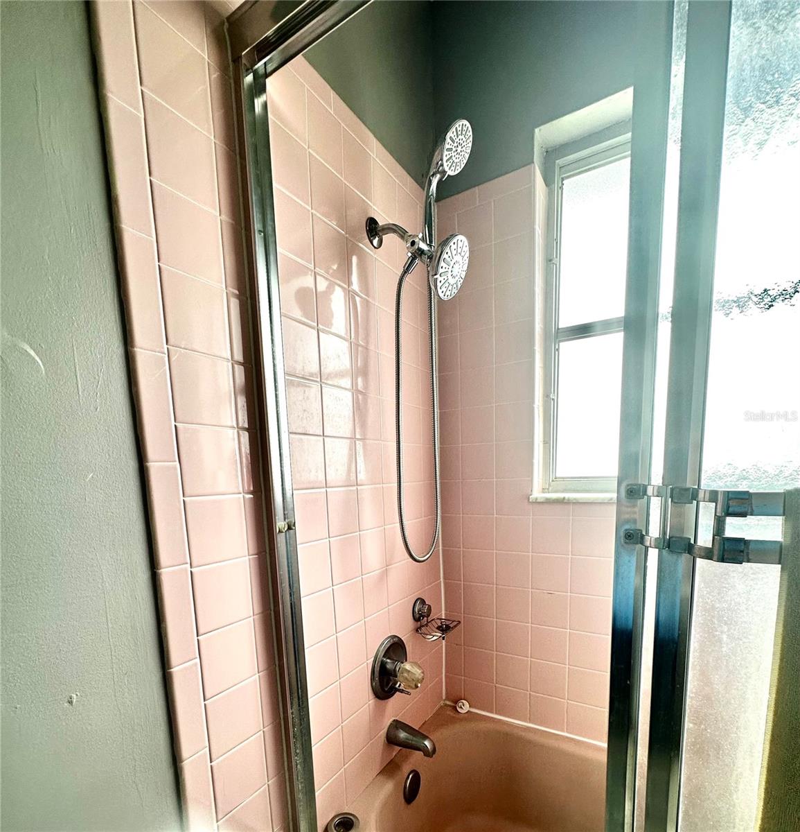 ECHO HILLS - Residential