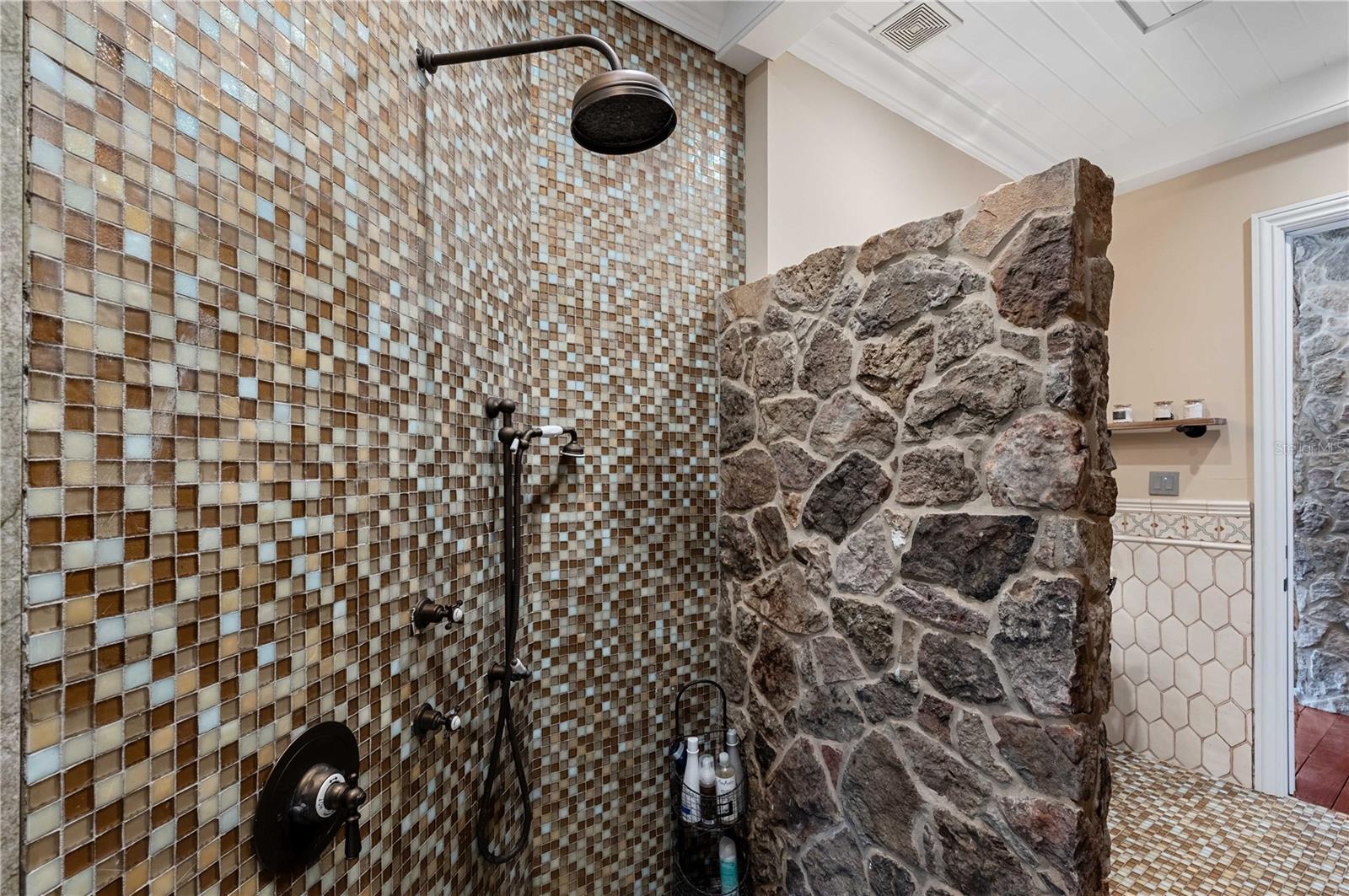 LAKE JOVITA GOLF & COUNTRY CLUB PH 01 - Residential