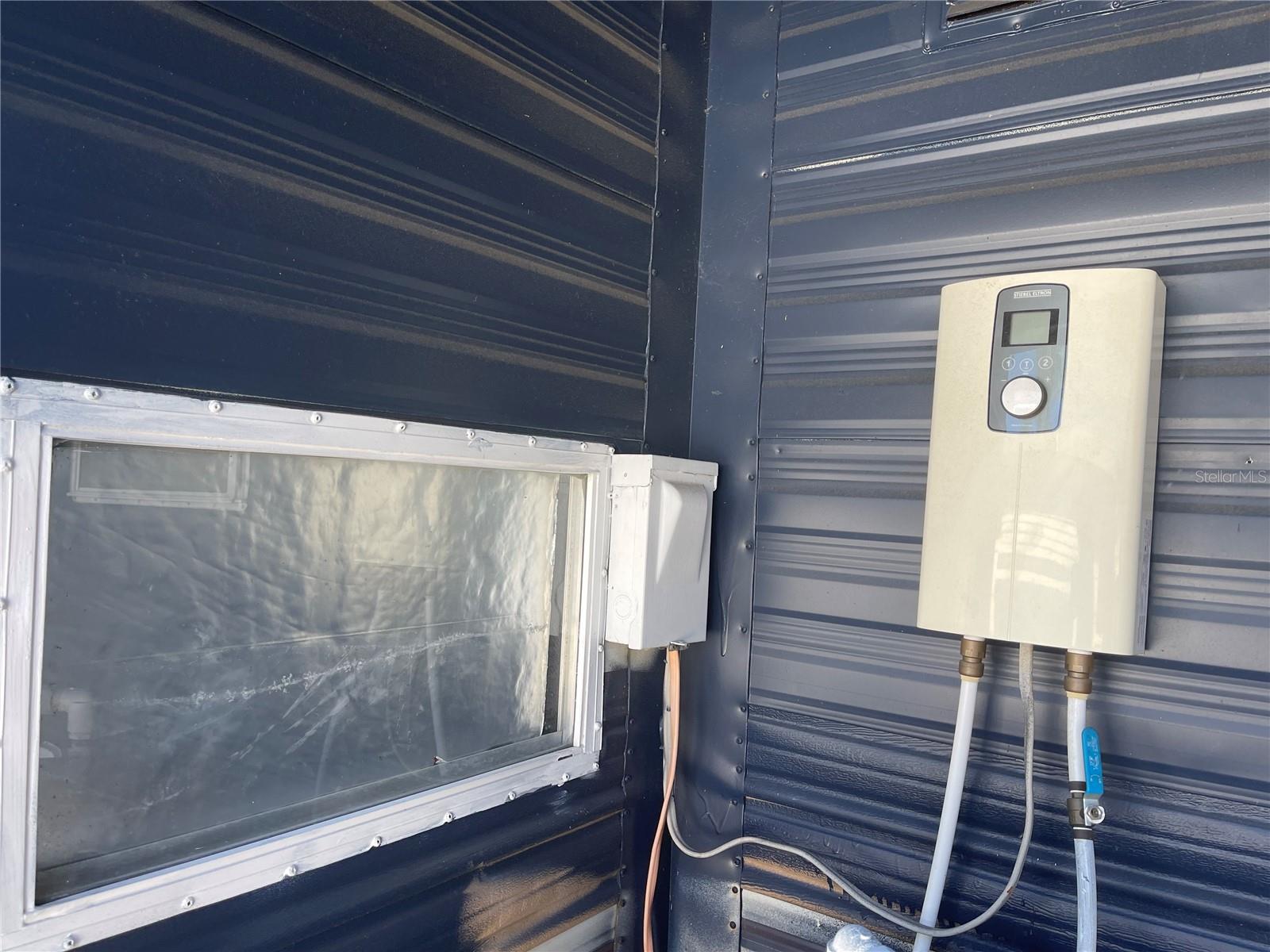 CENTER CREST R V PARK - Residential