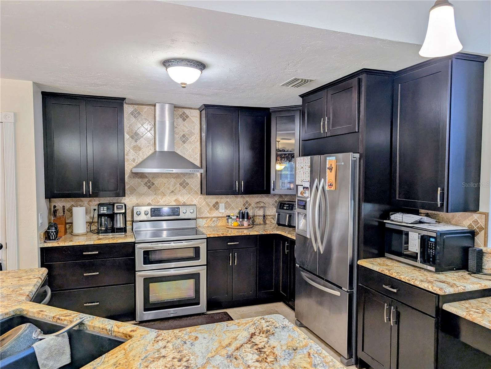 CLEARVIEW ESTS - Residential