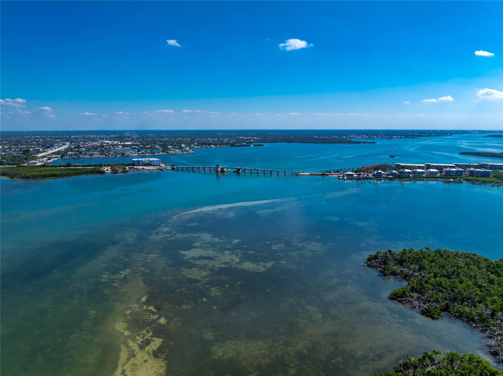 LEMON BAY ESTATE 01 - Residential