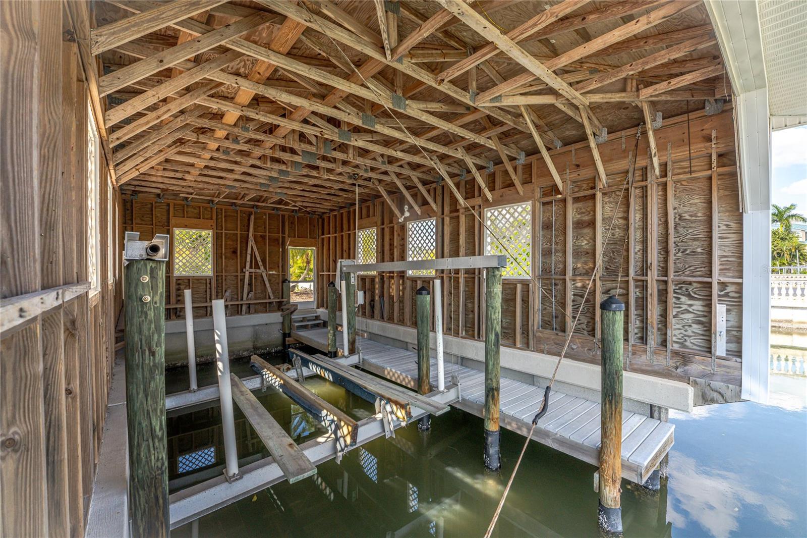 LEMON BAY ESTATE 01 - Residential