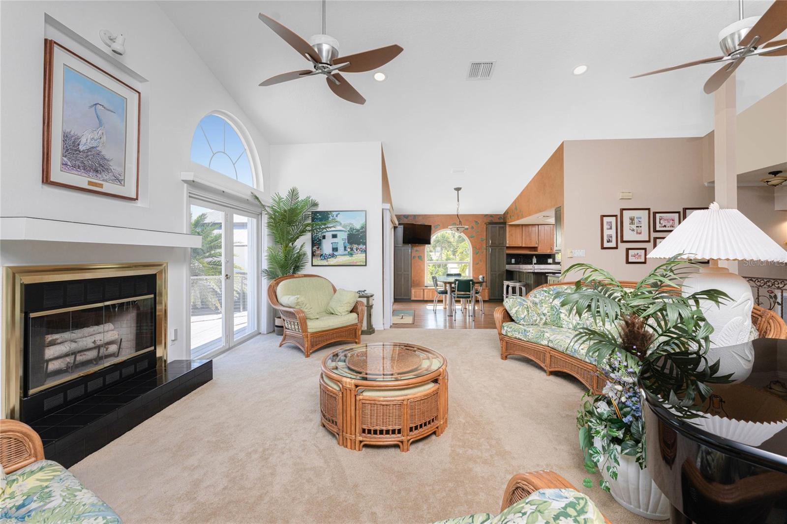 LEMON BAY ESTATE 01 - Residential