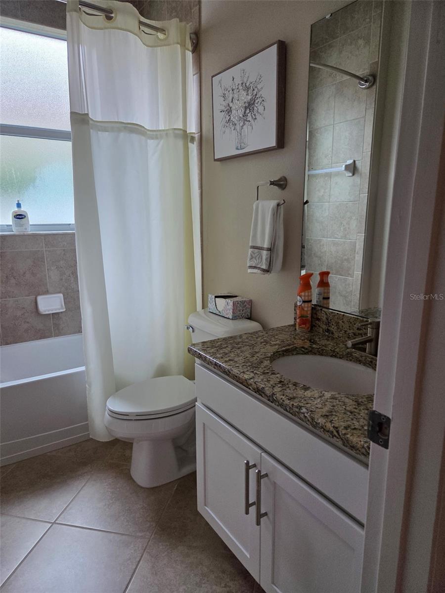 SAWGRASS BAY - Residential