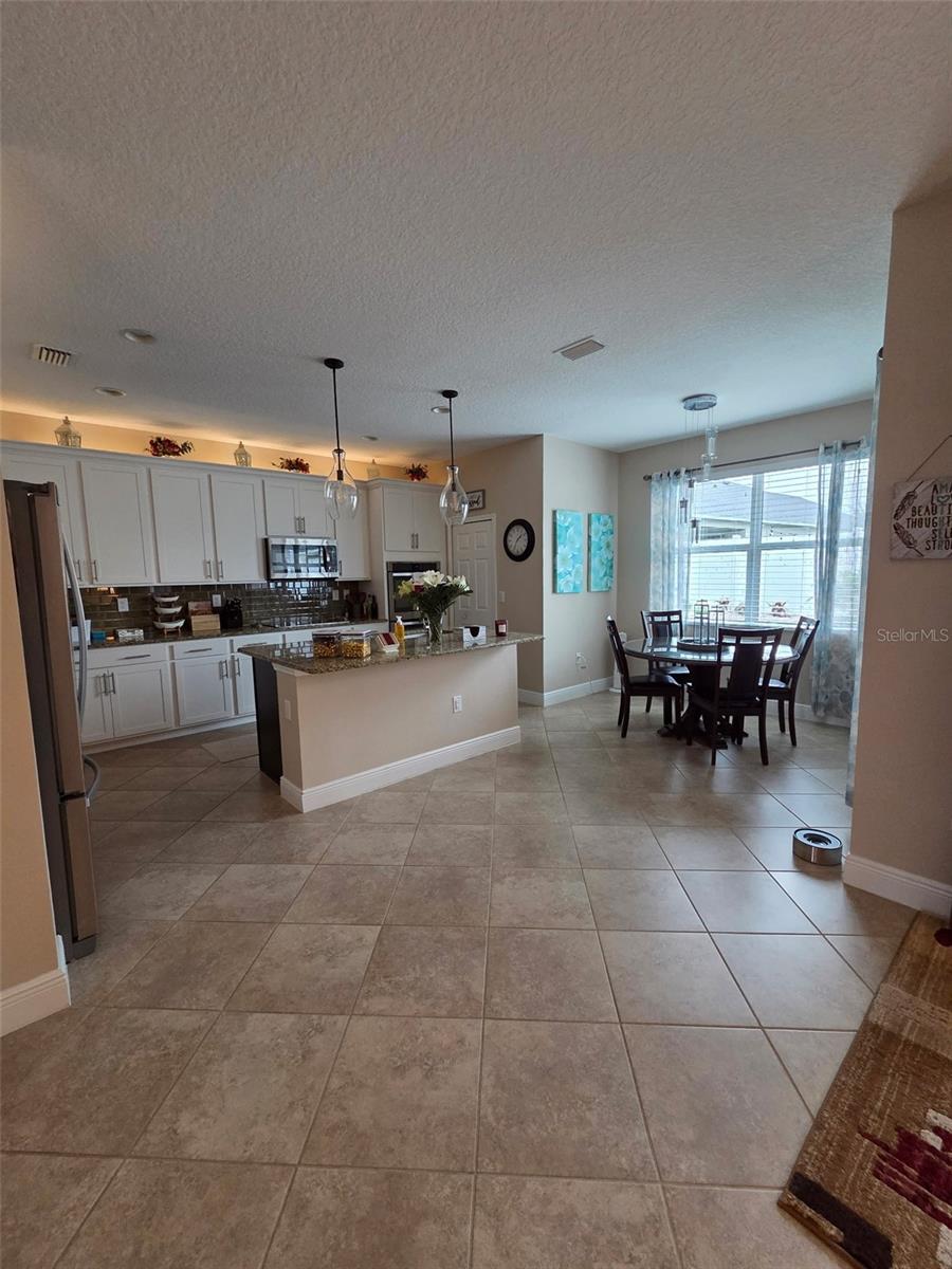 SAWGRASS BAY - Residential