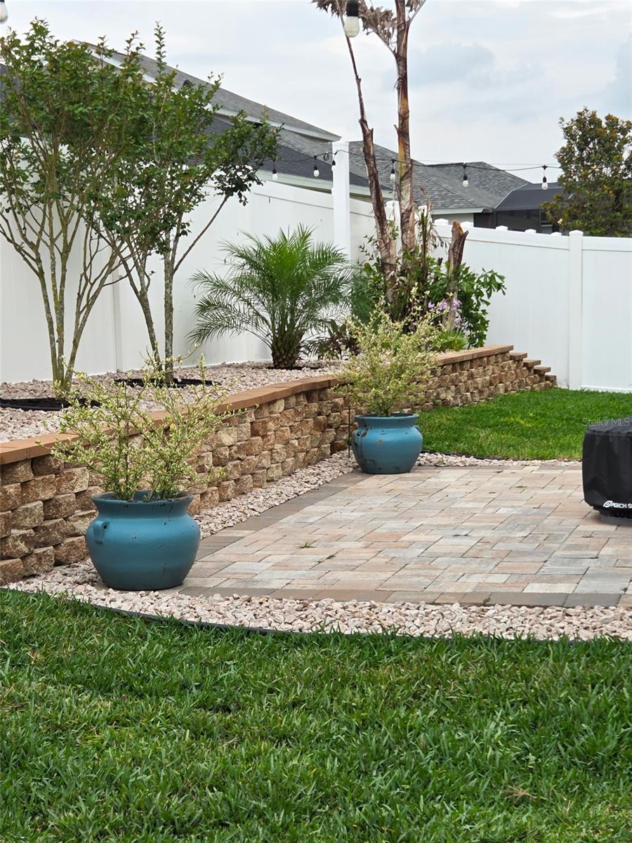 SAWGRASS BAY - Residential
