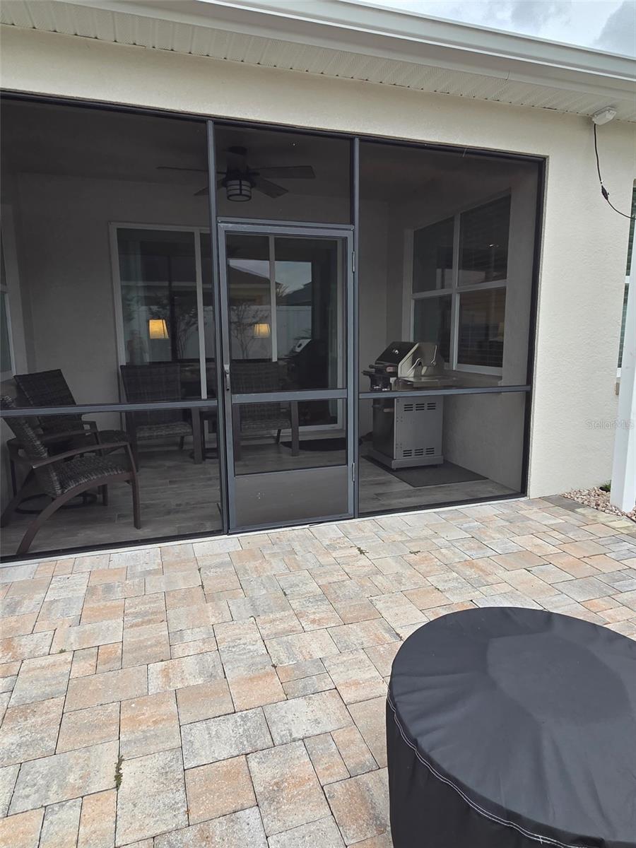 SAWGRASS BAY - Residential