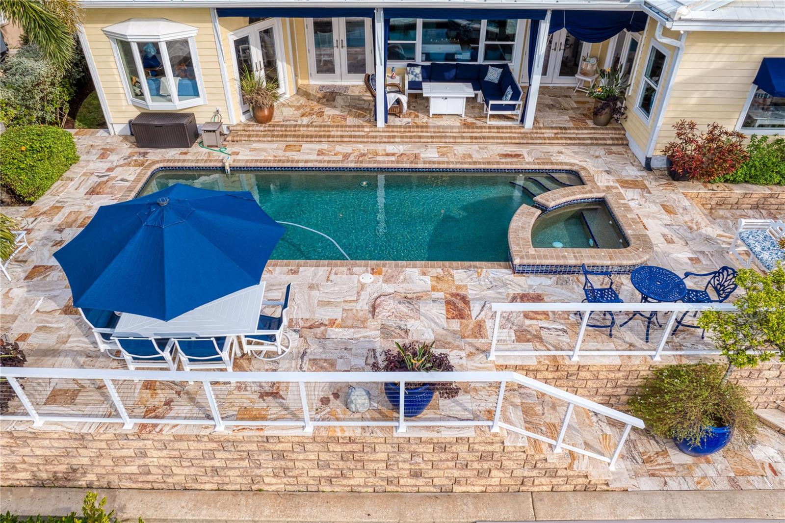 BELLE ISLE - Residential