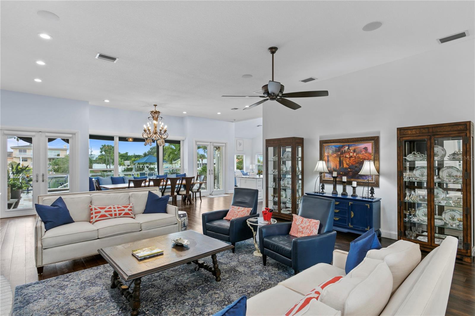 BELLE ISLE - Residential