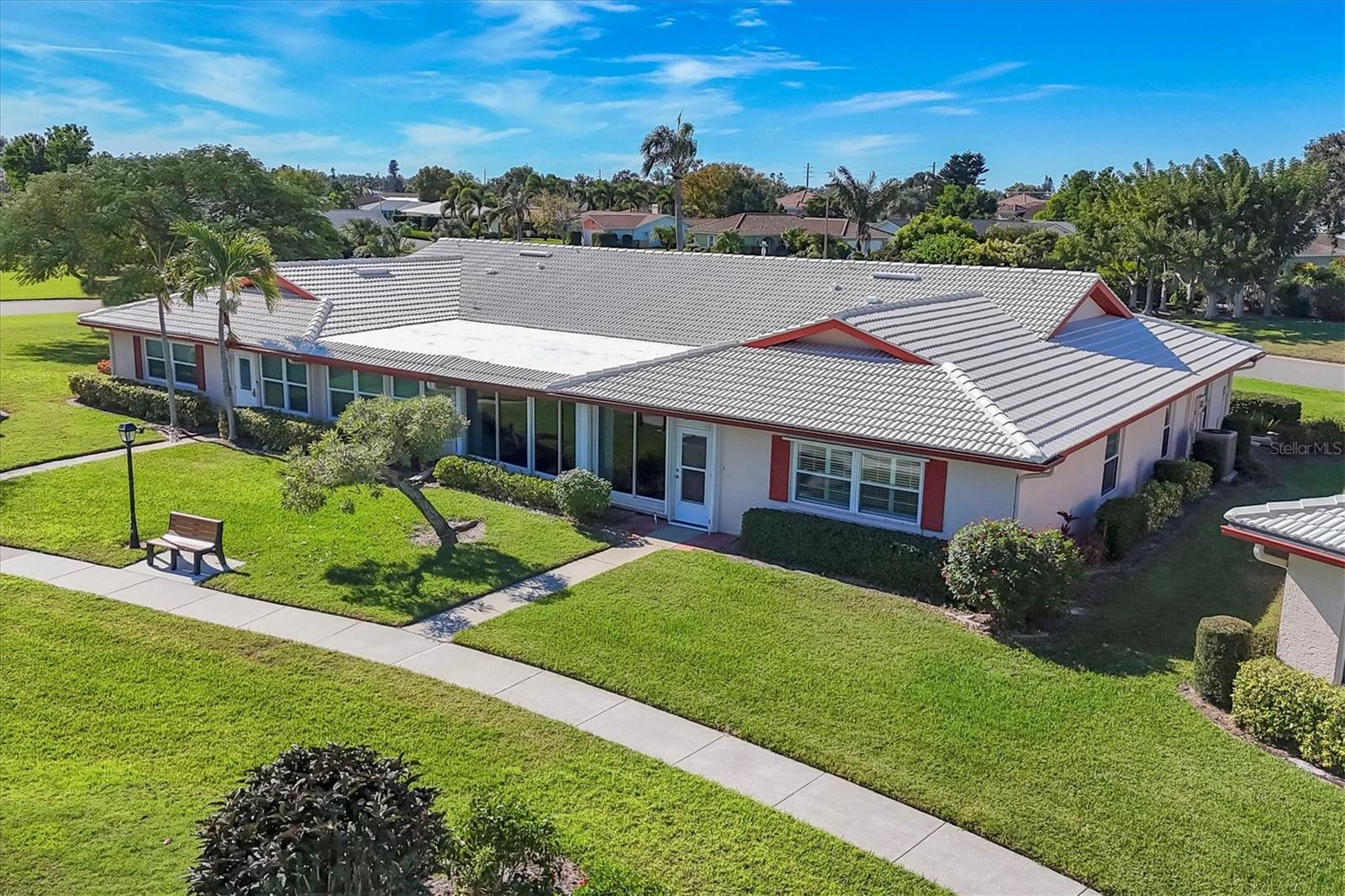 VILLAGE GREEN OF BRADENTON - Residential