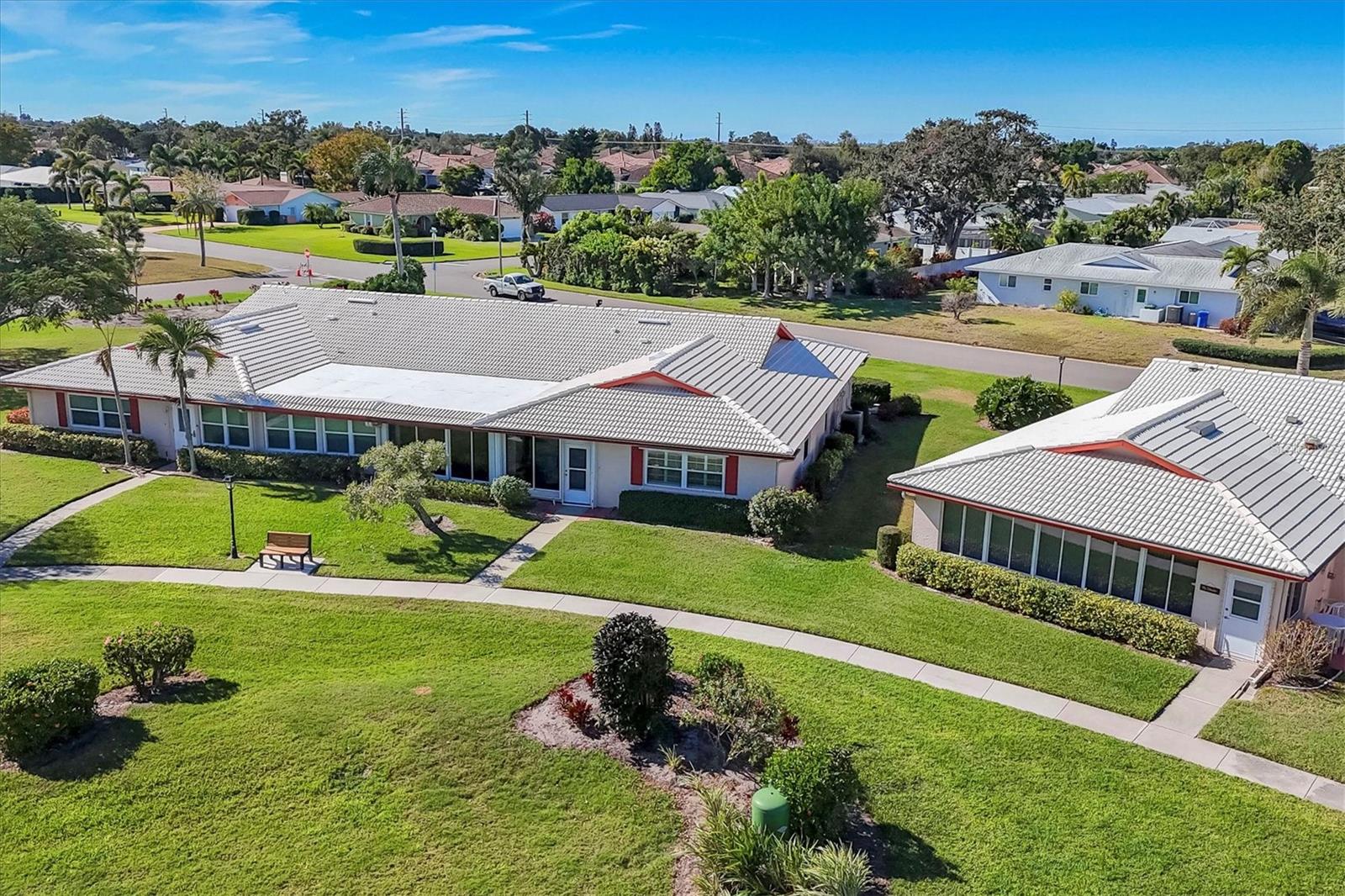 VILLAGE GREEN OF BRADENTON - Residential