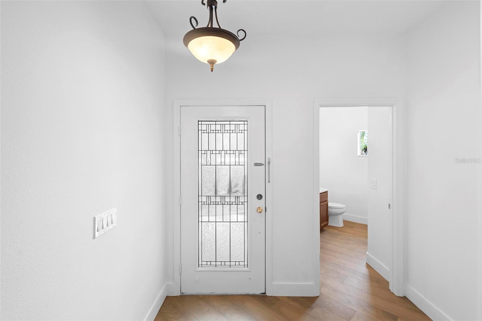 456 HARBOR WINDS COURT