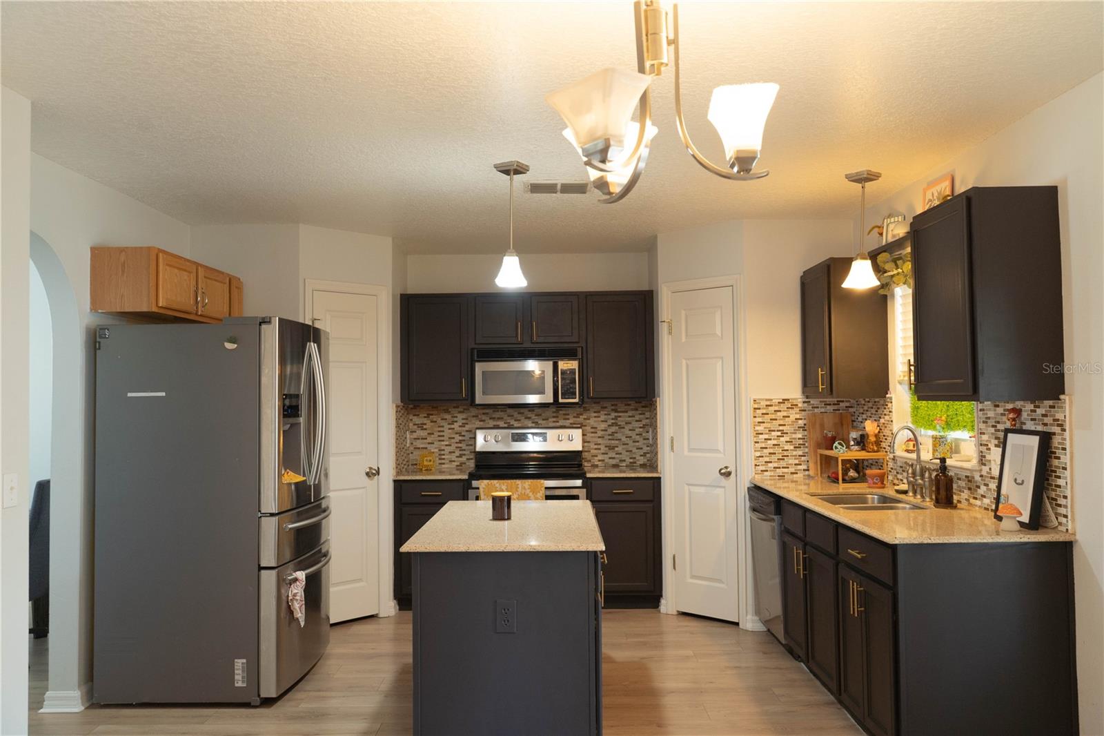 186 CEDAR RIDGE LANE