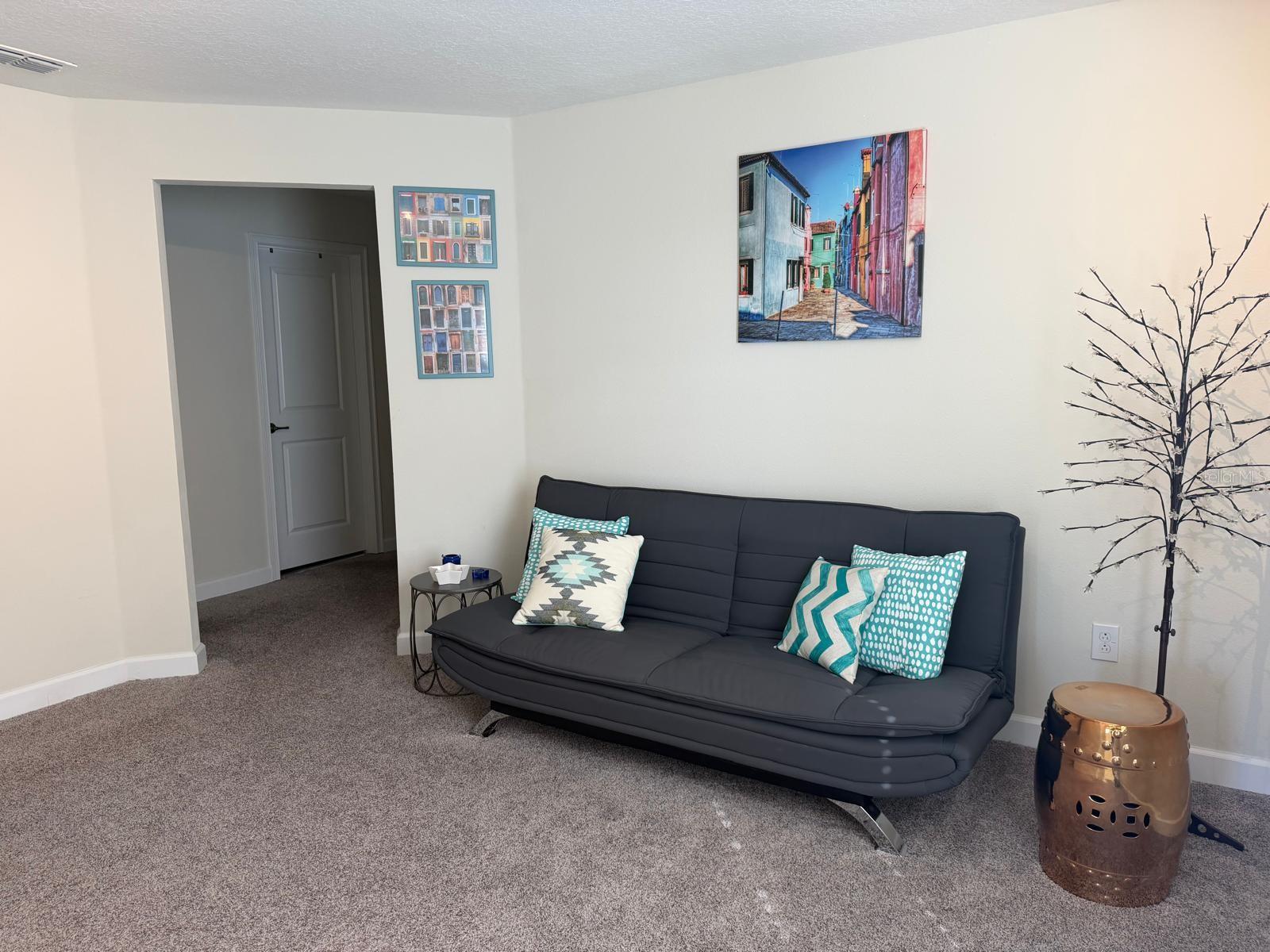 STOREY LAKE - Residential