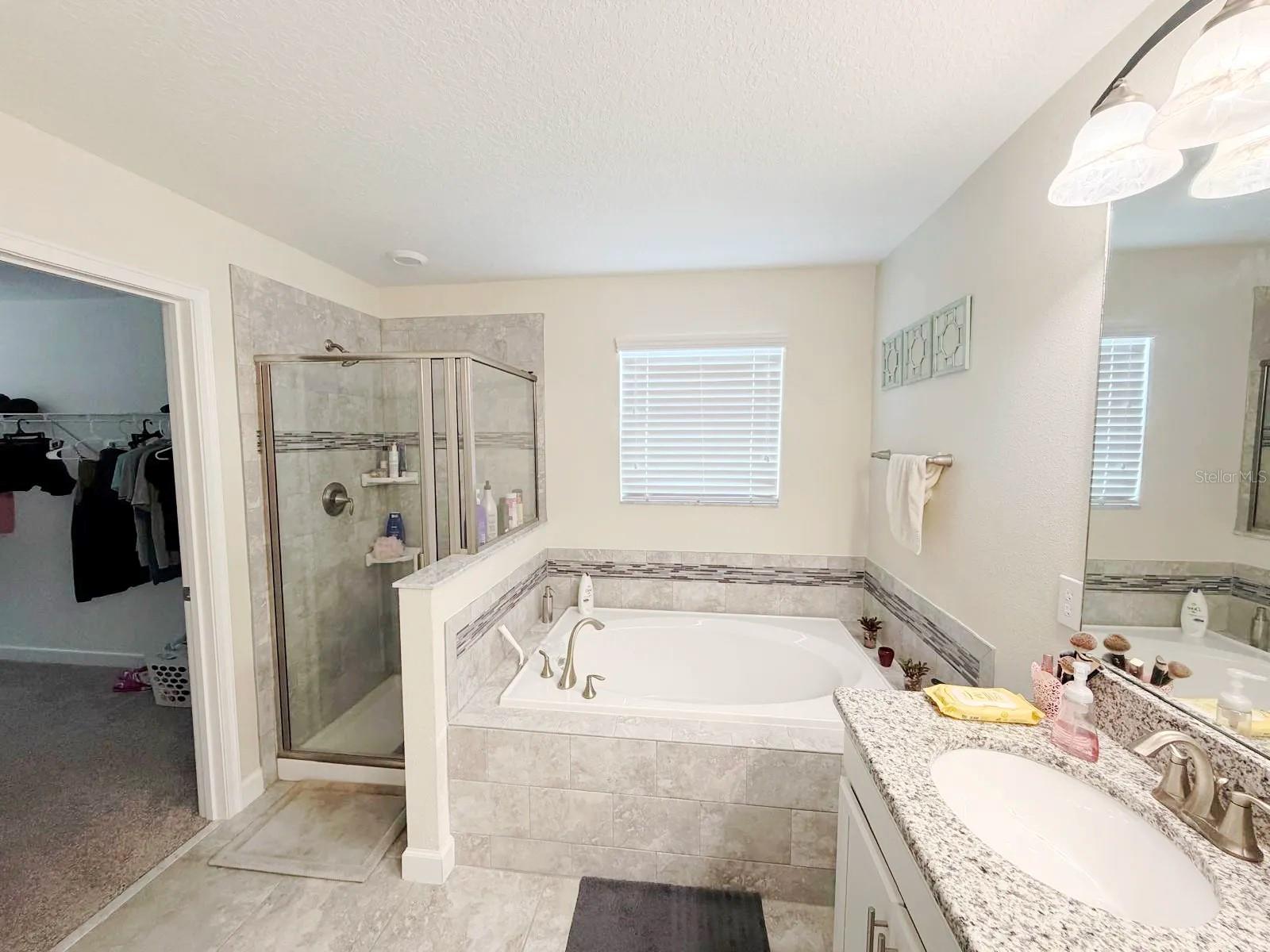 STOREY LAKE - Residential