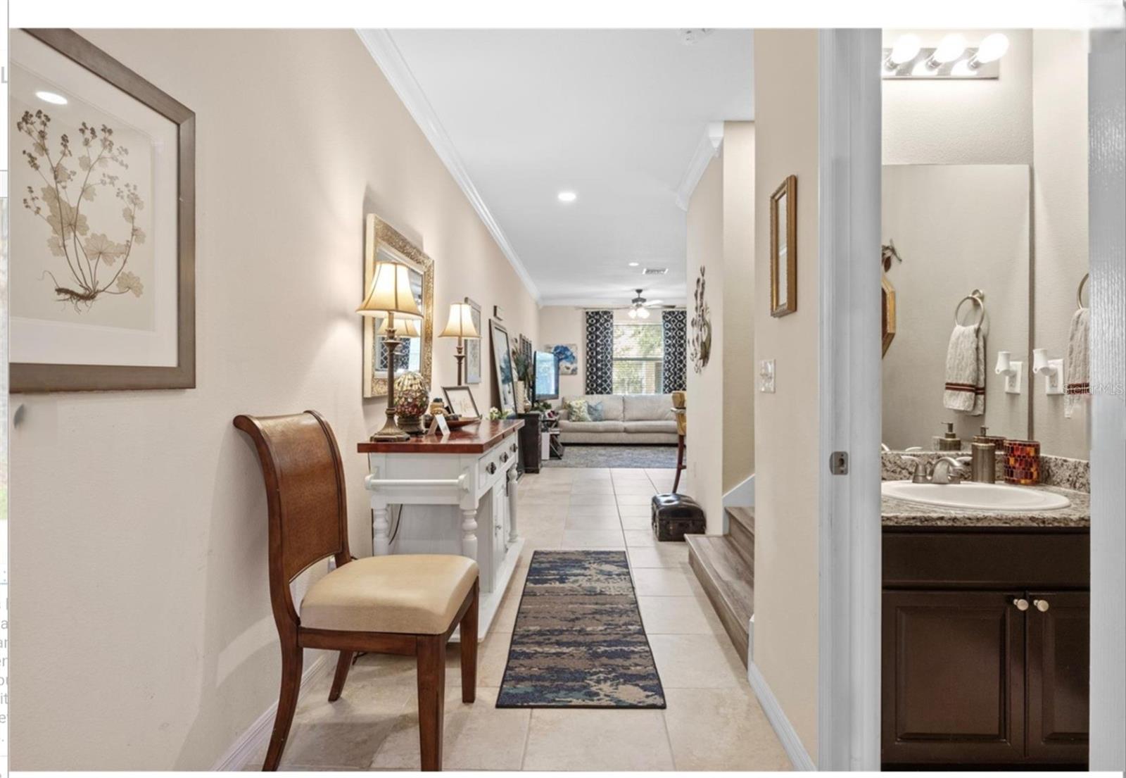 3901 SILVERLAKE WAY