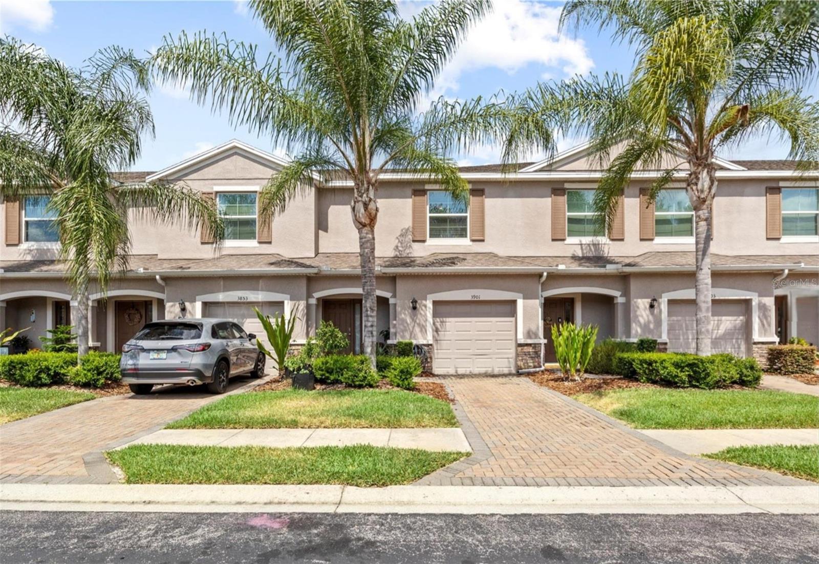 3901 SILVERLAKE WAY