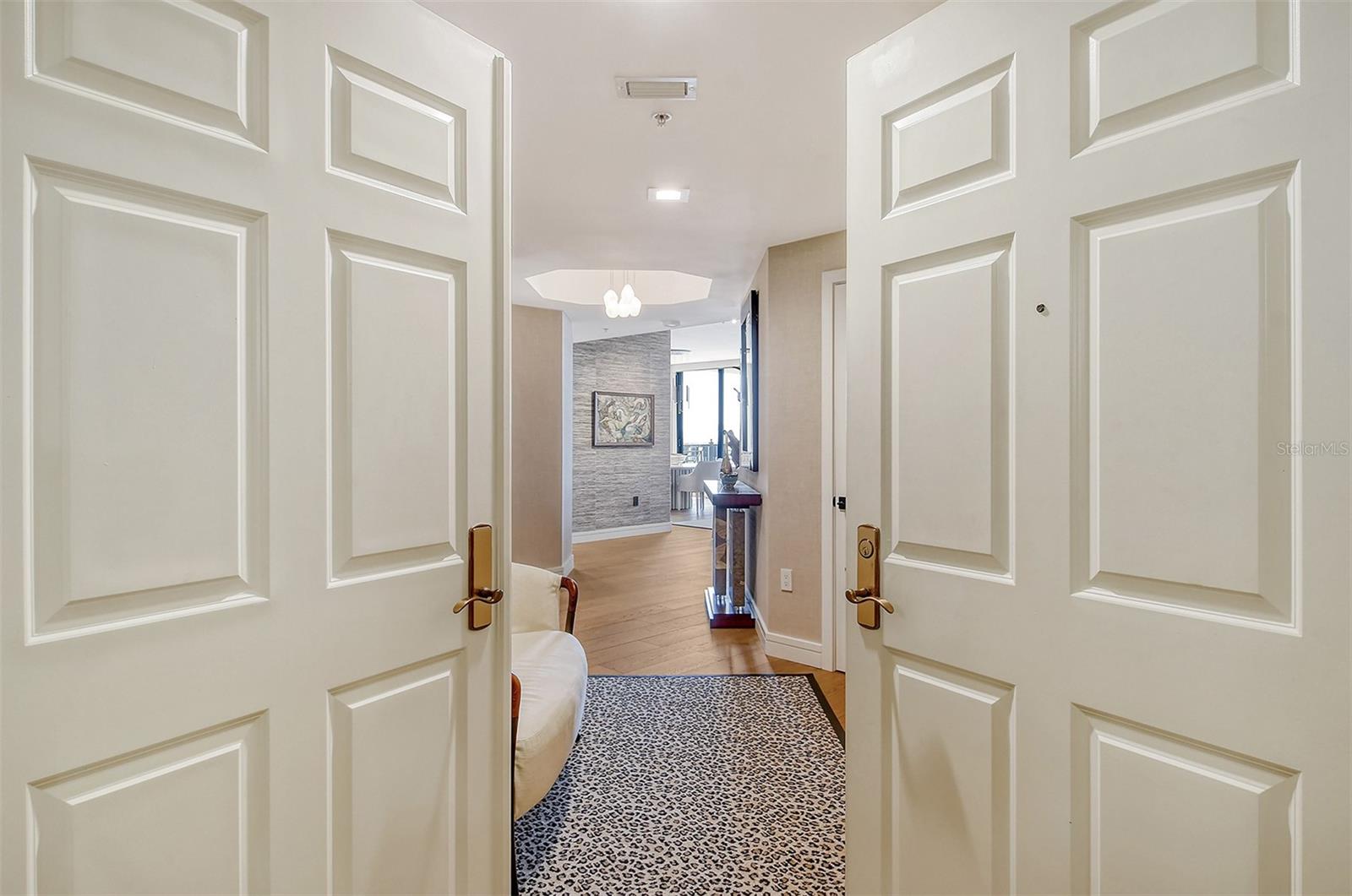 PLAZA AT 05 POINTS RESIDENCES - Residential