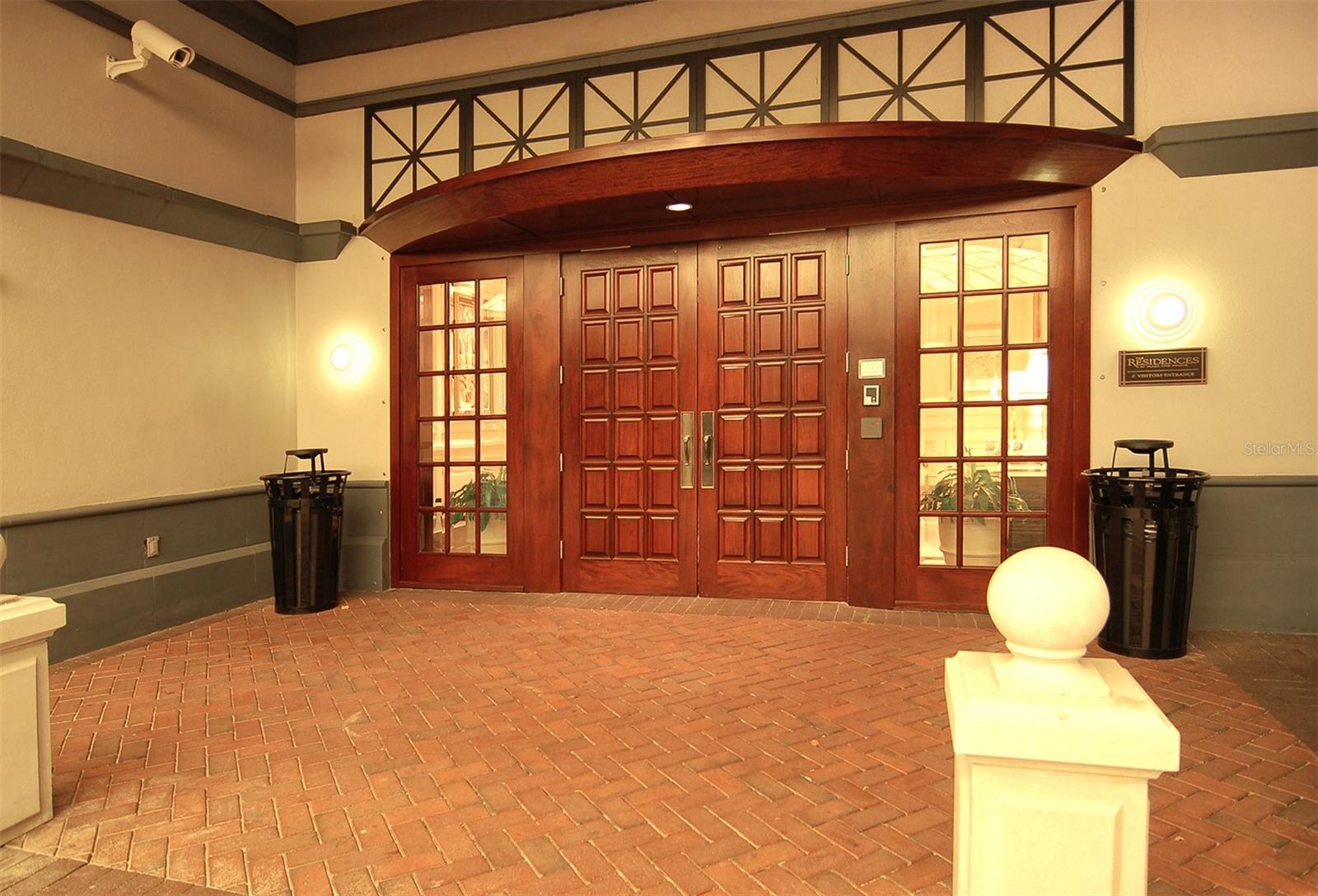 PLAZA AT 05 POINTS RESIDENCES - Residential